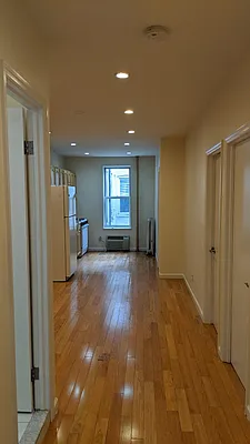 Rented by Level Group | media 13