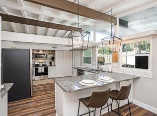 MAVEs VACA 2213 Wason Road 5 bedroom 3 bath, Sarasota, FL 34231