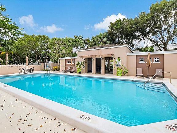 3rd image of 6930 SW 55th Ter E #6930
