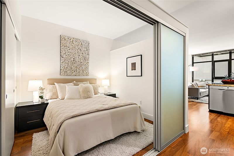 3rd image of 2911 2nd Ave Avenue #417