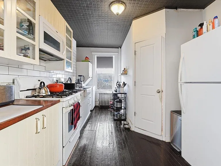 33 Thorne St #4 — Photo 4