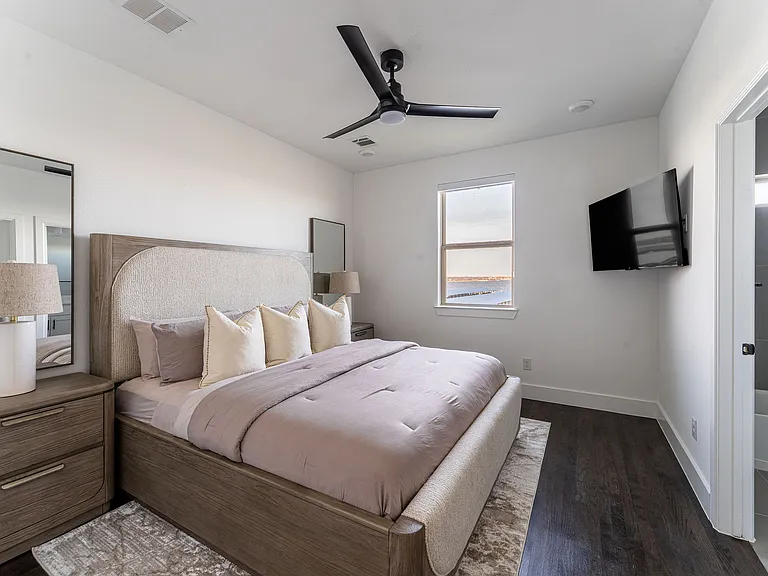 1113 Marc Pl — Photo 13