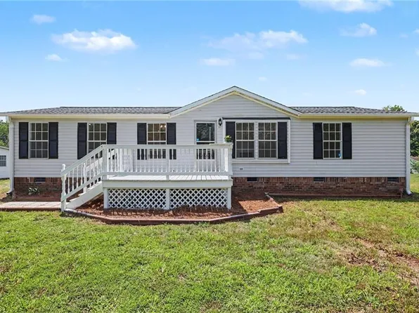 479 Joe Hege Rd, Clemmons, NC 27012