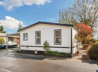 18485 SW Pacific Dr UNIT 120, Tualatin, OR 97062