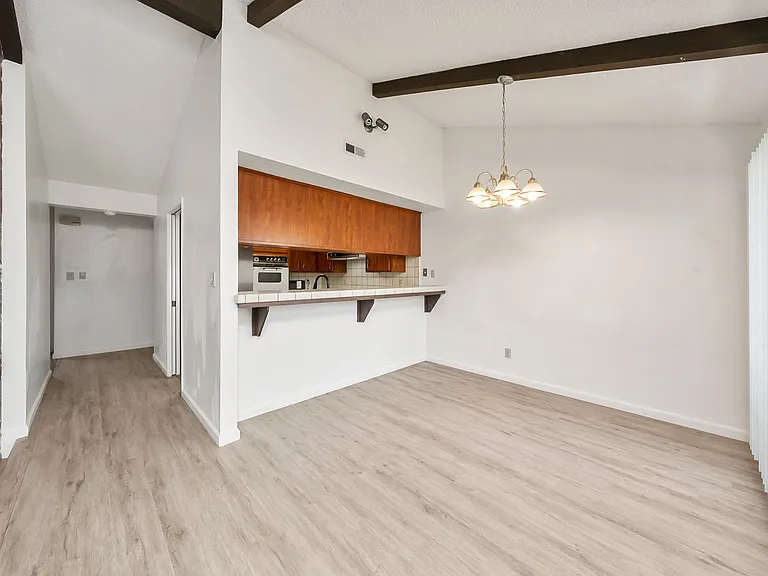 6228 Riverside Blvd — Photo 10