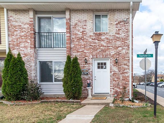 3rd image of 17634 Topfield Dr #13-C