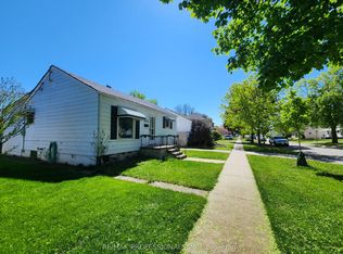 1422 Aubin Rd E, Windsor, ON N8Y 4E9