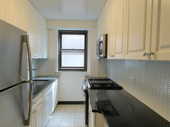 1700 York Avenue image 4 of 4