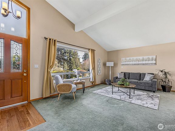 4th image of 2426 126th Avenue Ct E