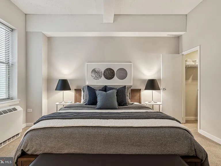 875 Sansom St #1009 — Photo 10