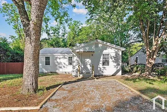5745 Holland St — Photo 28