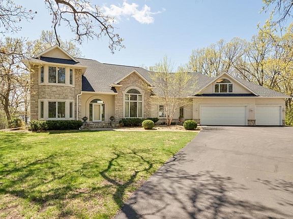 3rd image of 9040 159th Ln NW