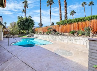 2933 E Orella Cir, Palm Springs, CA 92264
