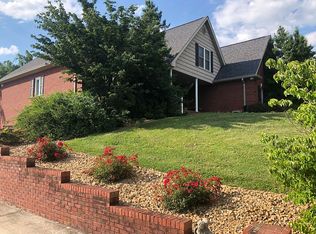4111 Pea Ridge Rd, Maryville, TN 37804