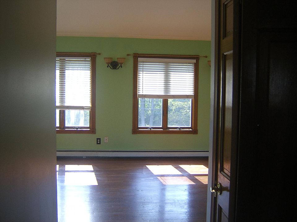 1st image of 67 Glender St