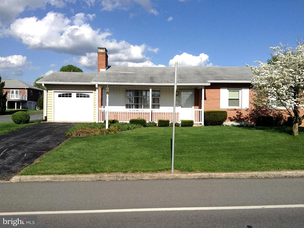 59 Williamson Ave photo 1