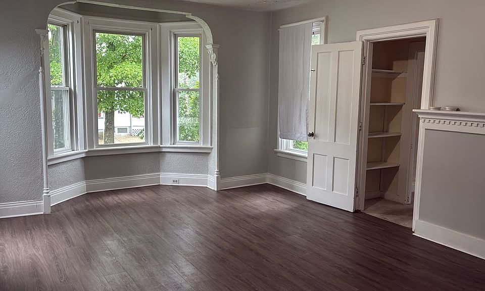 1st image of 16 Laurel Hill Ave APT 4