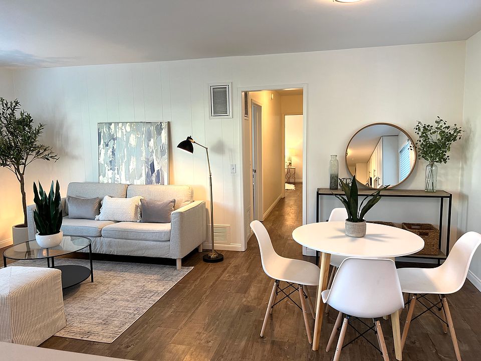1st image of 120 S Roosevelt Ave APT 9