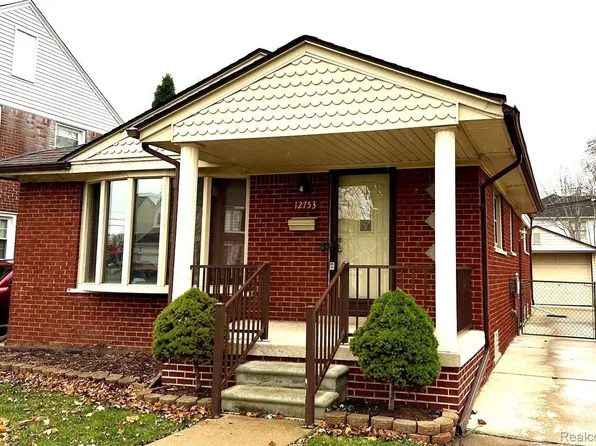 12753 Phelps St, Southgate, MI 48195