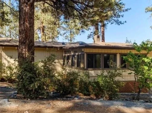 1650 Blackbird Rd, Wrightwood, CA 92397