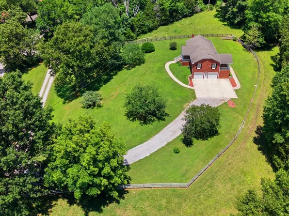 2644 Scribners Mill Rd, Culleoka, TN 38451