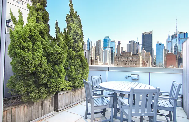 Rented by Avenues Real Estate | media 36