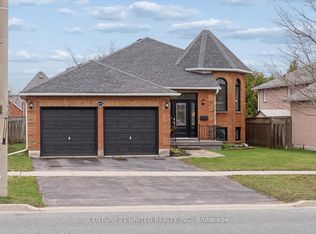 1612 Glenforest Blvd, Peterborough, ON K9K 2J6