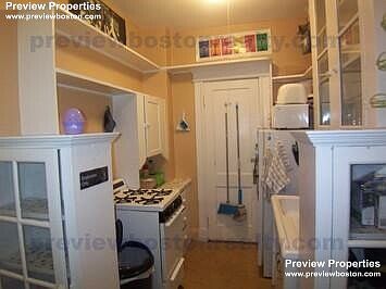 1st image of 1641 Commonwealth Ave #11G