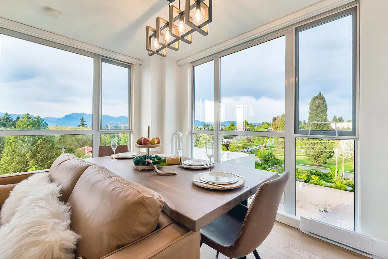 2 bed, 780 sqft, $4,550 — Photo 3