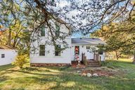 W7015 County Road Cm-S2810-001.jpg