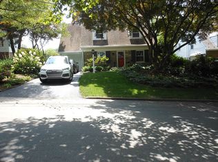 1180 Hamilton Park Dr, Lancaster, PA