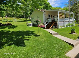8476 Harvard St, Honeoye, NY