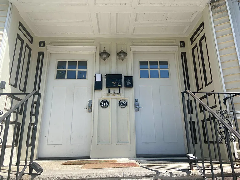 374 Prospect St #3 — Photo 3