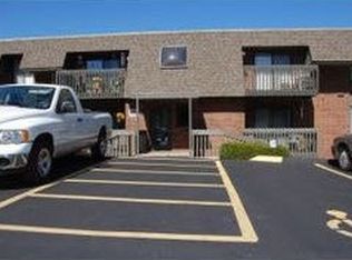 110 Wilshire Dr UNIT 6, Hollister, MO 65672