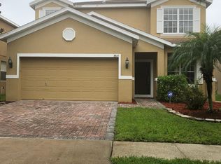 8845 Cameron Crest Dr, Tampa, FL 33626