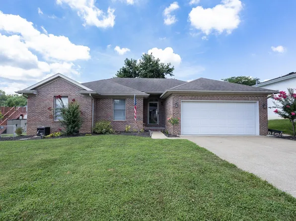 1601 Pine Brook Dr, Evansville, IN 47712