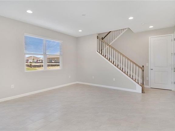 5th image of 481 Buchannan Dr