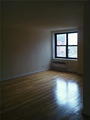 Sold by R New York | media 17