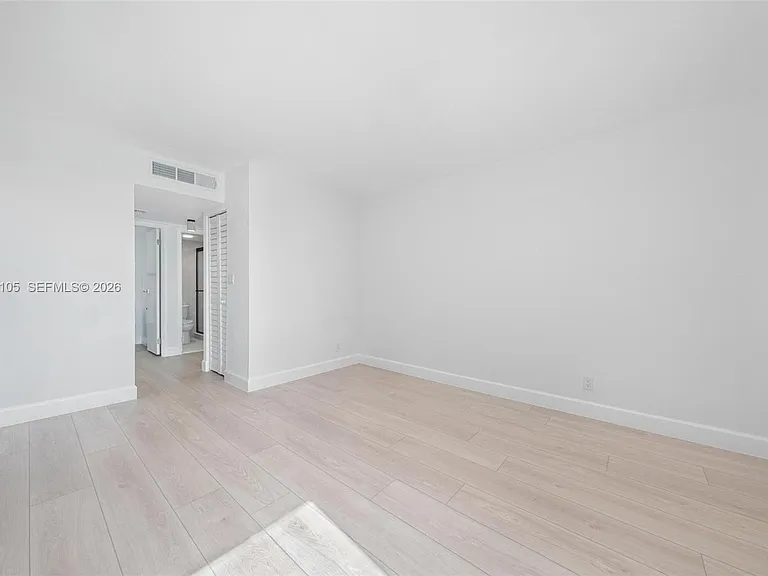 20400 W Country Club Dr #610 — Photo 21