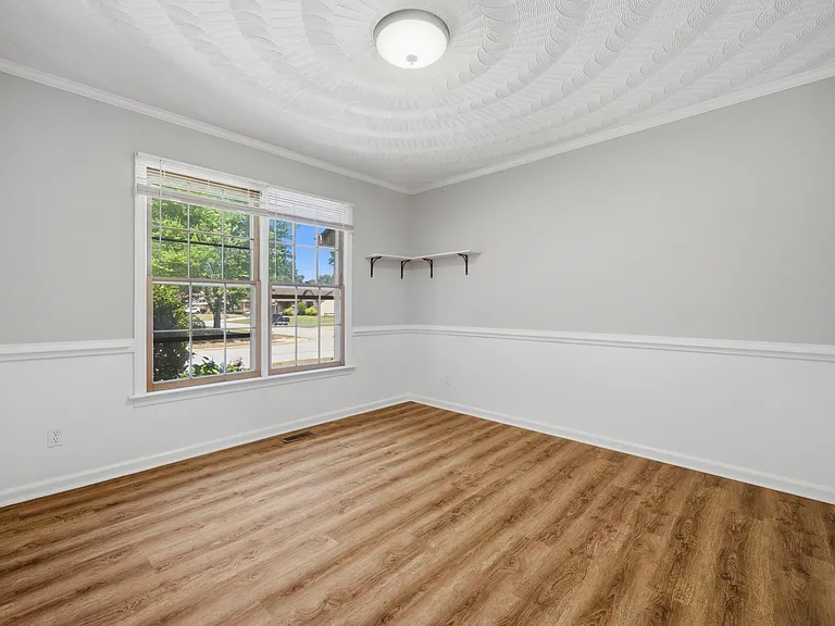 1441 Bayberry Pl — Photo 4