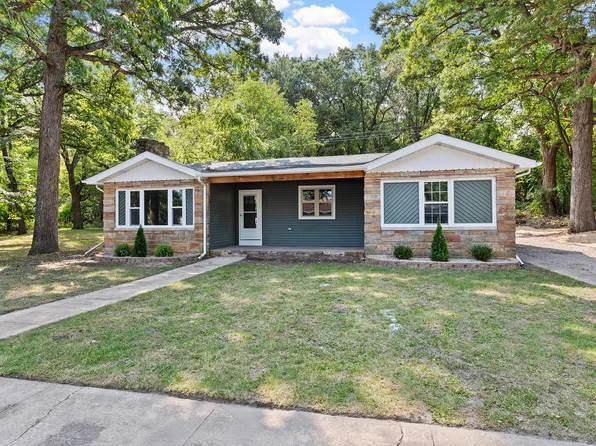 1221 E 41st Ave, Gary, IN 46409