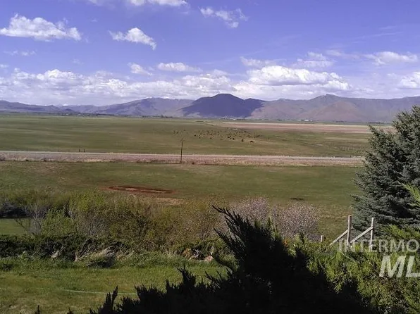 28 Hillside Ranch Rd, Bellevue, ID 83313