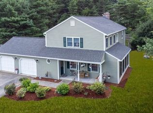 17 Decatur Dr, Nashua, NH 03062