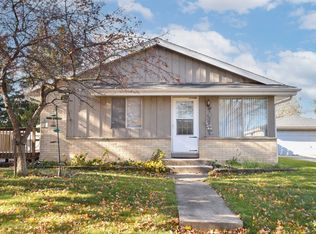 8271 North 106th STREET, Milwaukee, WI 53224