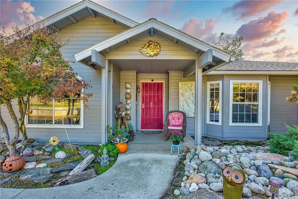28540 Patrick Ct photo 1