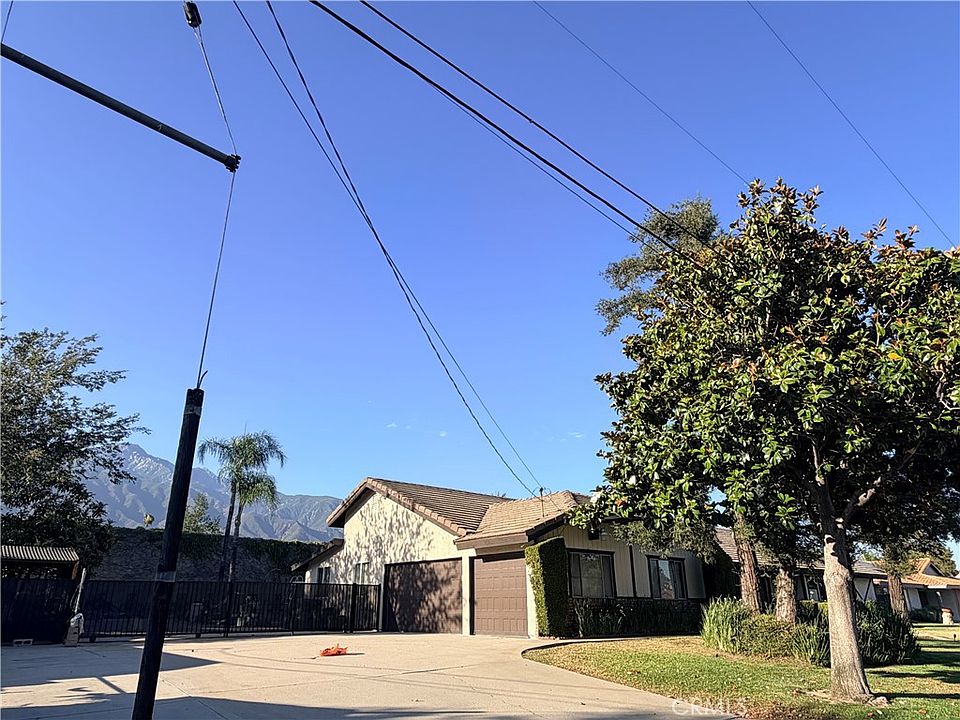 2nd image of 9206 Garden St