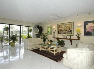 800 NE 195th St APT 102, Miami, FL 33179
