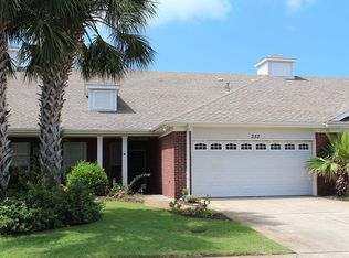 253 Diamond Cv, Destin, FL 32541