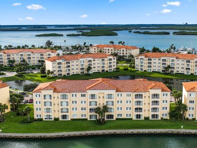 7 Harbour Isle Drive E #303, Fort Pierce, FL, 34949