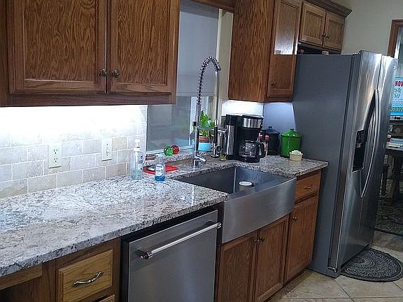 3rd image of 12521 Greenlea Chase W